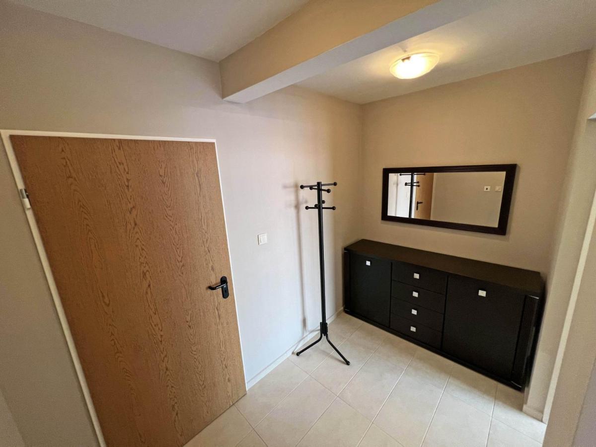 Valemar Apartments Поморие Экстерьер фото