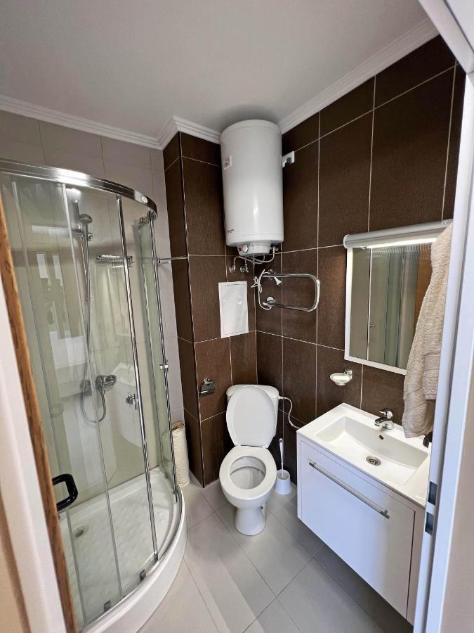 Valemar Apartments Поморие Экстерьер фото