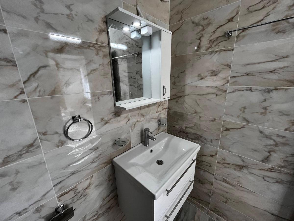 Valemar Apartments Поморие Экстерьер фото