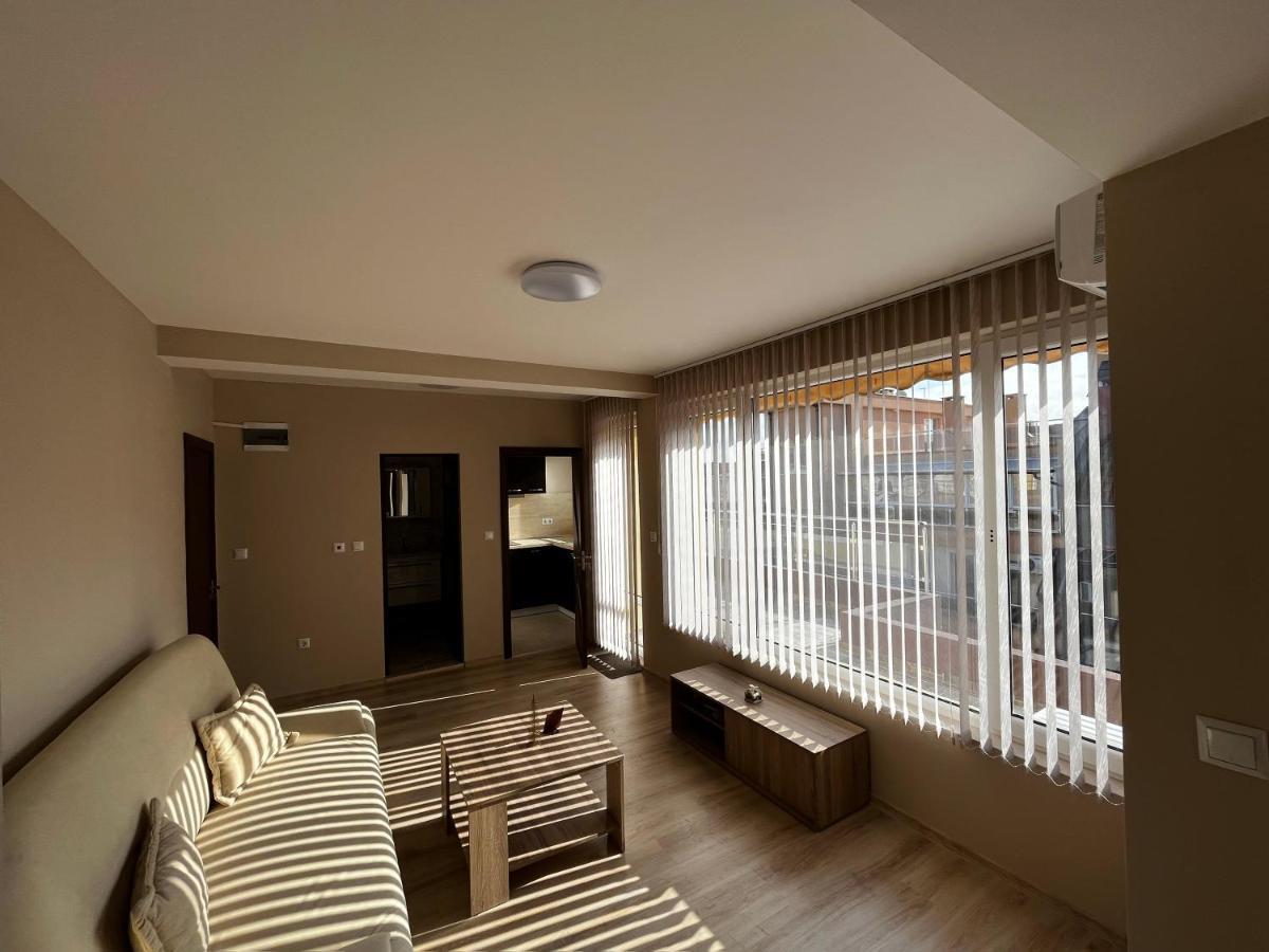 Valemar Apartments Поморие Экстерьер фото